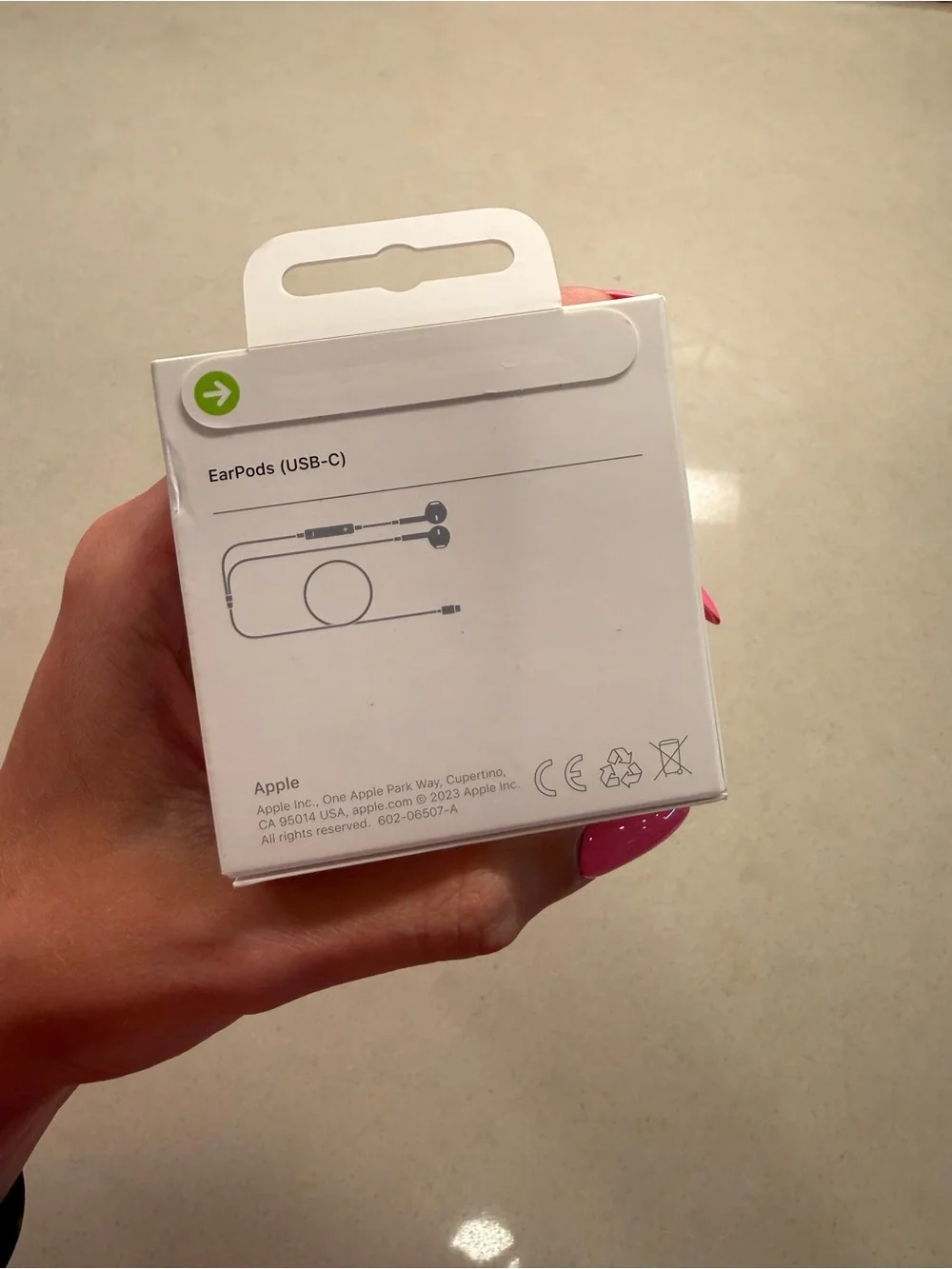 NEW Apple EarPods USB-C Headphones